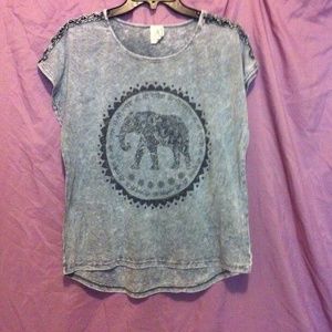 American Eagle shirt!