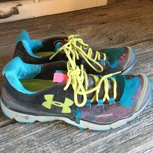 Under Armour tennis shoes