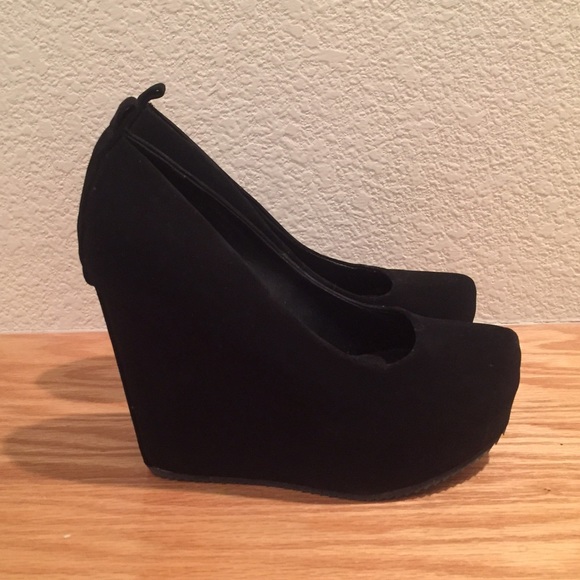 Black Elle Wedges