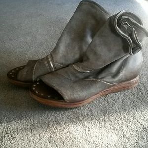 SOLD AS 98