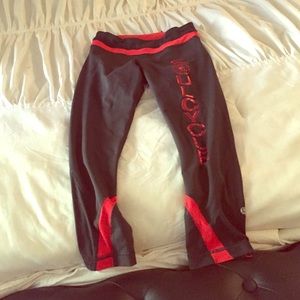 Soul run inspires size 6; black with red glitter