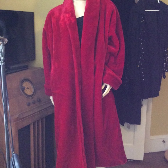 Express compagnie Internationale red coatReserved - Picture 2 of 4