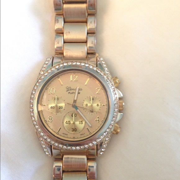 Gold Watch - Picture 2 of 2