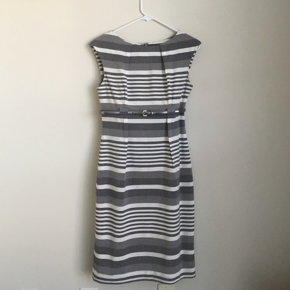 Calvin Klein size 4 Grey and white stripes