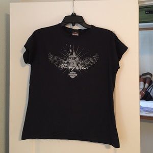 Women's Harley Davidson shirt
