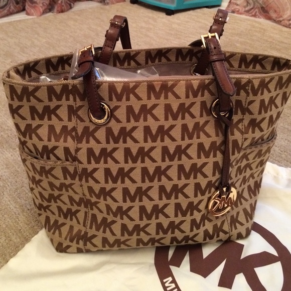 Michael Kors Handbags - Tote