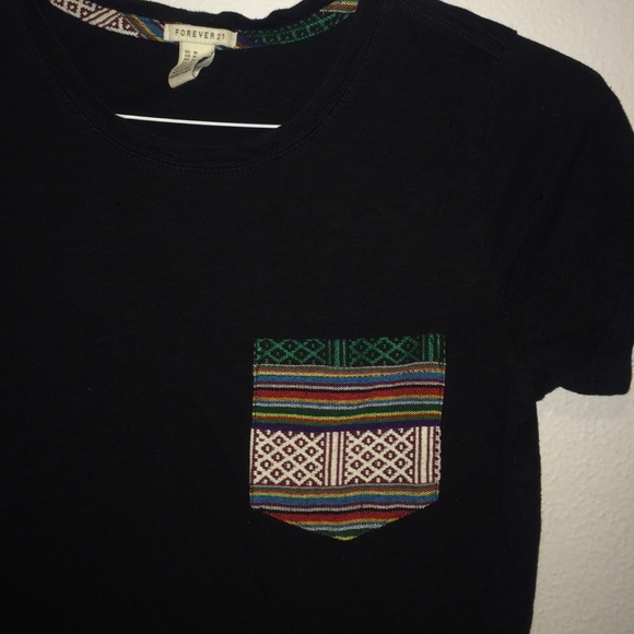 Forever 21 back T with frocket - Picture 2 of 3