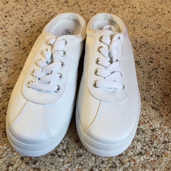 Slip on sneakers
