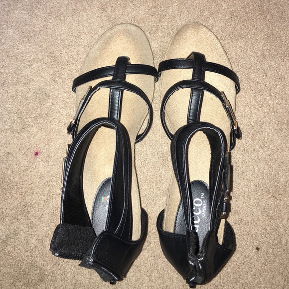 Heeled sandals - Picture 3 of 4