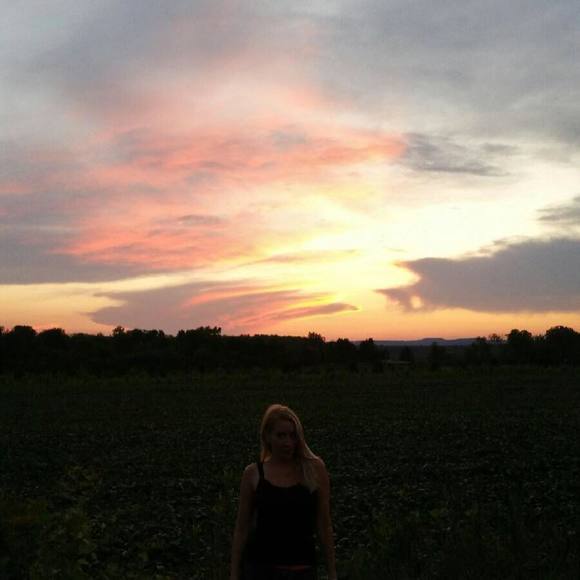 Meet your Posher, Jennifer