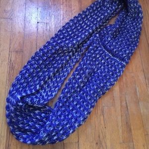 infiniti scarf