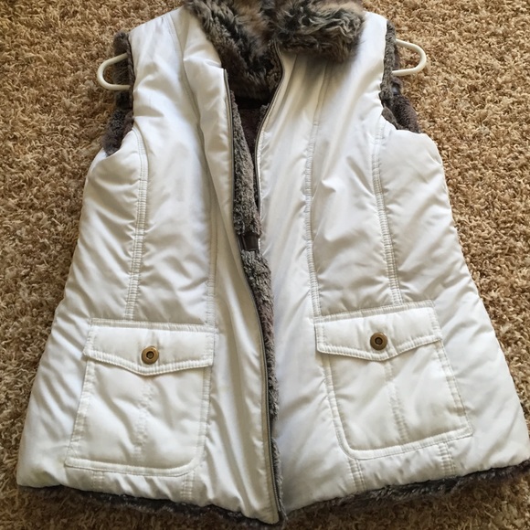 Vest - Picture 1 of 2