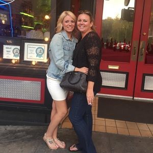 Meet your Posher, Alisha