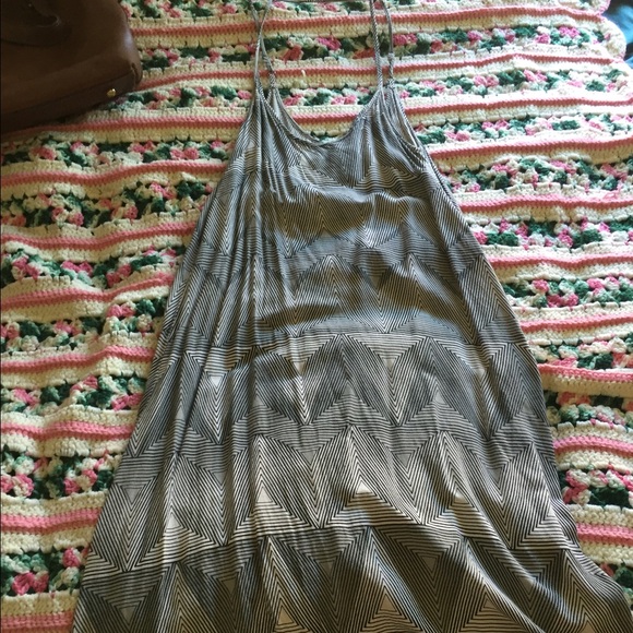 Grey billabong maxi dress!!!!