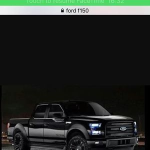 Meet your Posher, Paris