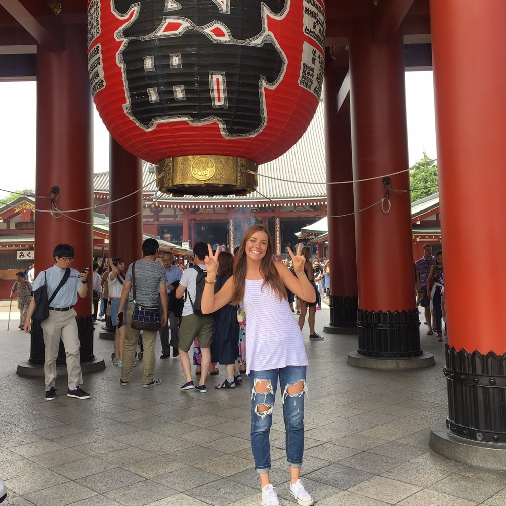 Meet your Posher, Brooke