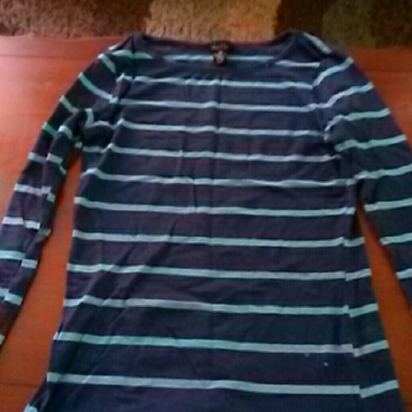 Long sleeve fitted shirt
