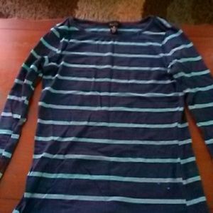 Long sleeve fitted shirt