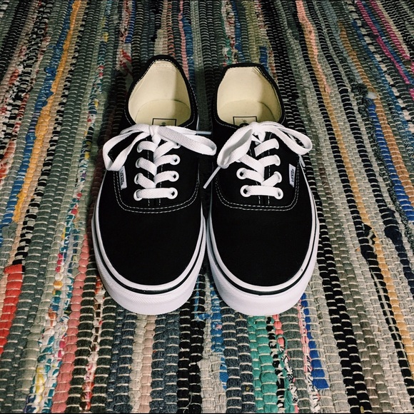 Authentic Vans - Black, 7.5
