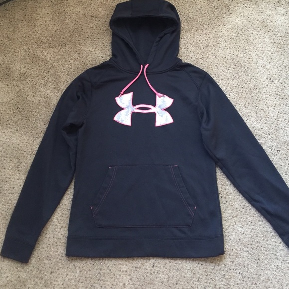 Black semi-fitted Under Armour hoodie