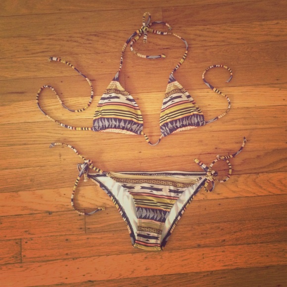tribal print rvca bikini!