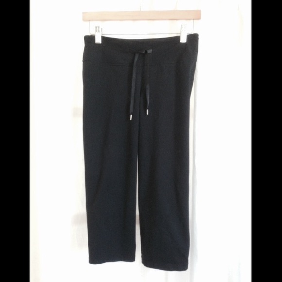 Black Zella capris