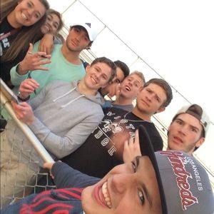 Meet your Posher, Logan