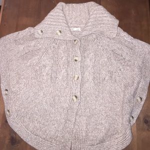 🎉PRICE DROP-Old Navy heavy duty sweater/shaw!