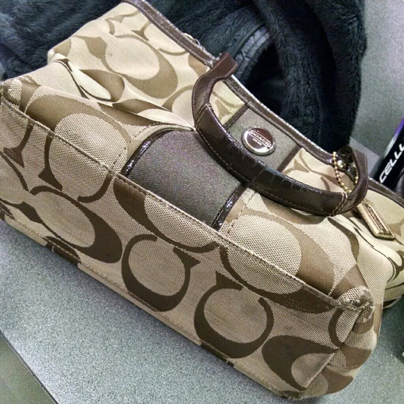 More pics of coach bag!
