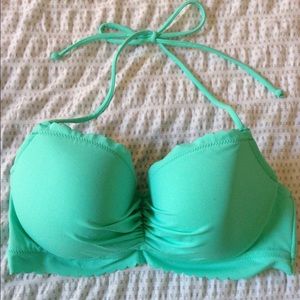 Victoria's Secret Getaway Halter Bikini Top Mint