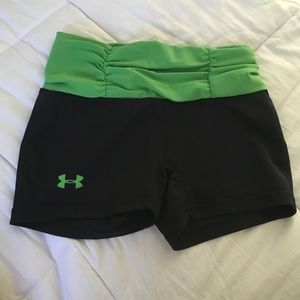 Under armour women's compression shorts