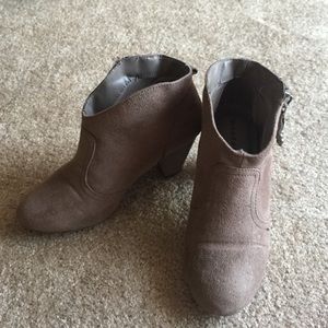 Taupe suede madden girl booties