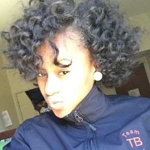 Meet your Posher, Victoria