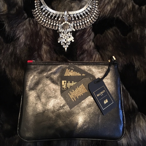 Balmain x H&M Red Suede & Leather Clutch - Picture 3 of 3