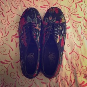 Tribal Vans