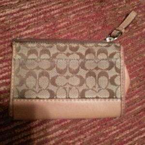 coach wallets 284