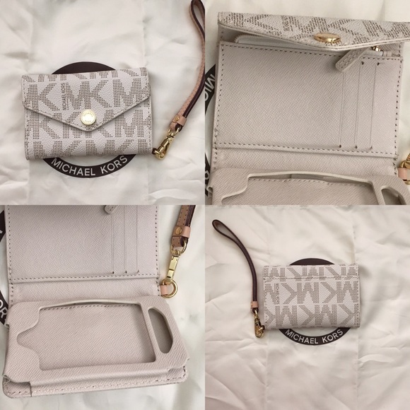 Michael Kors Wristlet/wallet/iphone4 holder