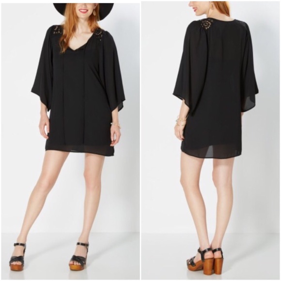 Rue21 Dresses & Skirts - NWT black chiffon shift dress