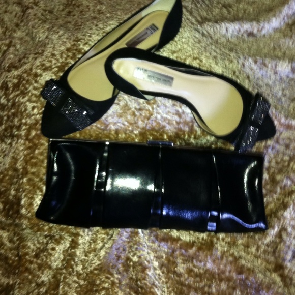 EXPRESS PATENT CLUTCH - Picture 3 of 4