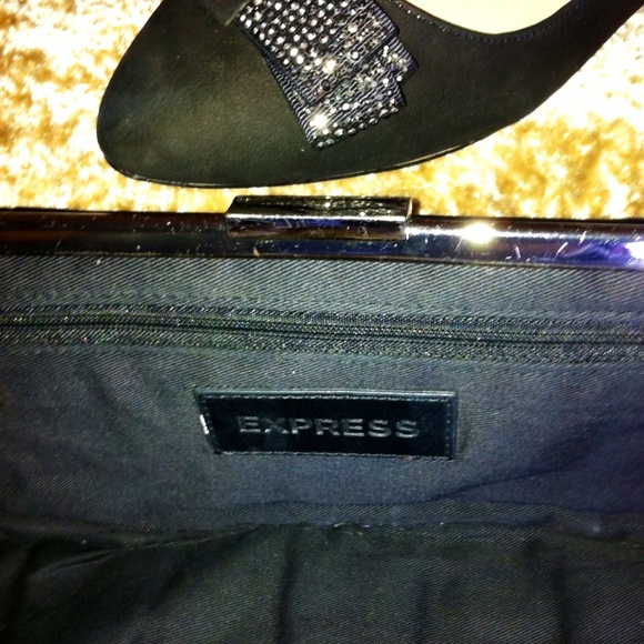 EXPRESS PATENT CLUTCH - Picture 4 of 4