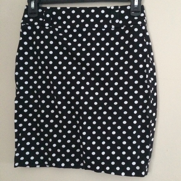 Forever 21 High Waisted Polka Dot Pencil Skirt