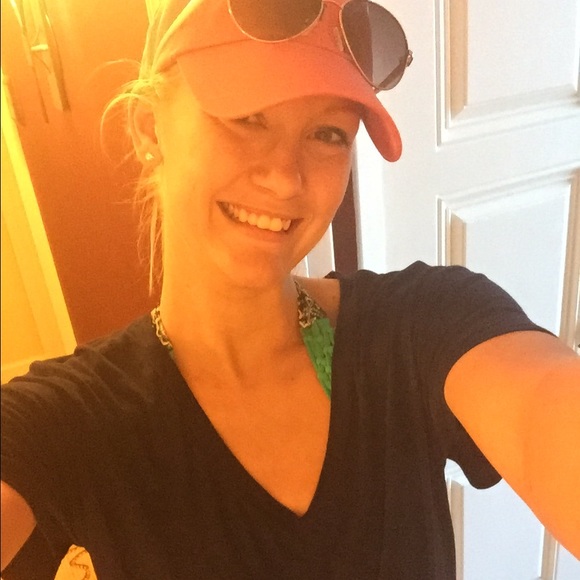 Meet your Posher, Maranda - Picture 1 of 1