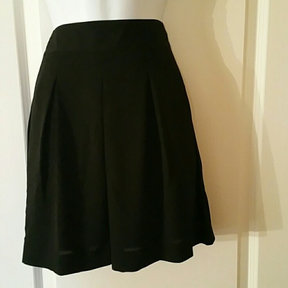 Black banana republic skirt