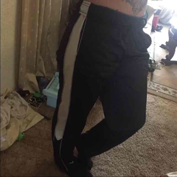 Nike sweat pants 🚫 SOLD