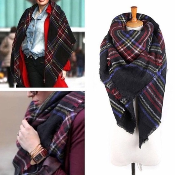 Black Maroon Blanket Scarf