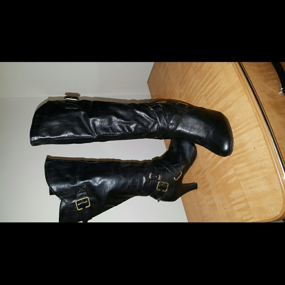Women's soft leather high boots