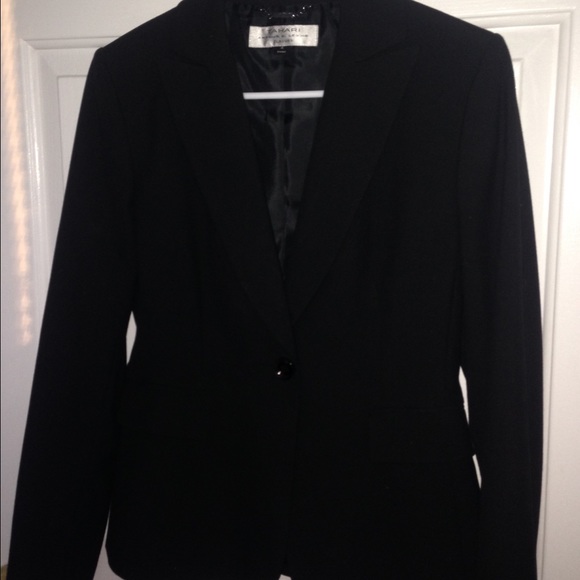 Tahari black suit jacket