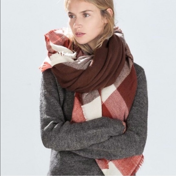 Maroon Blanket Scarf