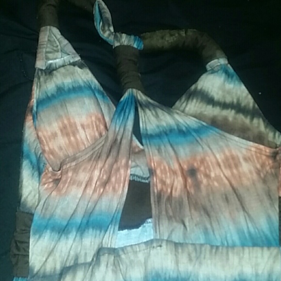 Top - Picture 2 of 3