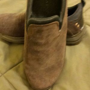 Lands end slip on shoes
